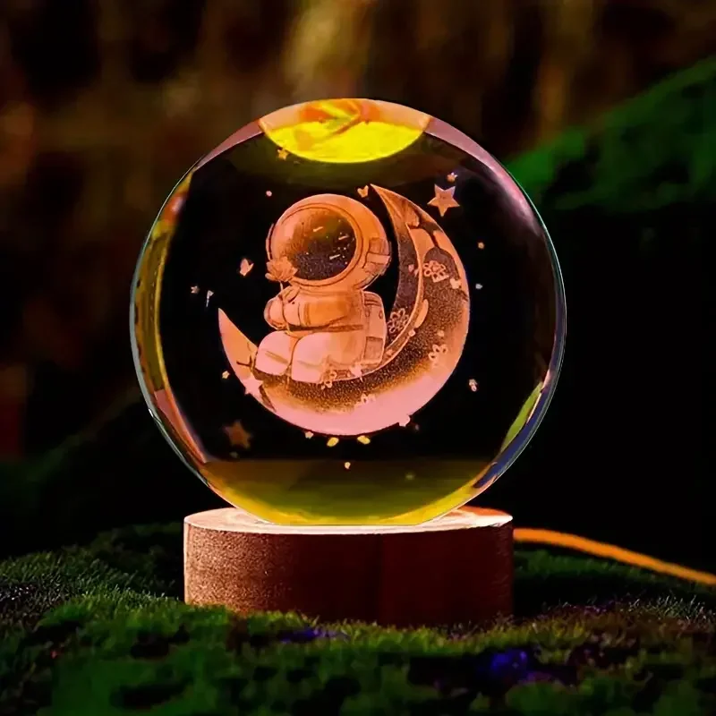(luz Cálida) Lámpara De Noche De Bola De Cristal Grabada Con Láser 3d Con Forma De Astronauta De 6 Cm