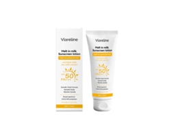 Crema hidratante refrescante con protector solar de alto factor de protección solar (SPF).