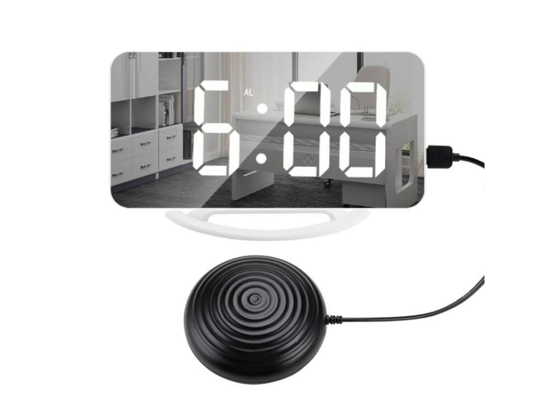 KOFIHETY Elegante reloj digital con pantalla de espejo, reloj LED grande con espejo, brillo ajustable y dos puertos de carga USB para una alimentación convenie