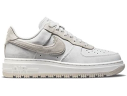 Zapatos NIKE Air Force 1 Luxe (Beige\Blanco - 44.5 EU)