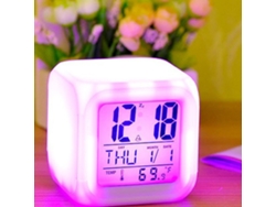 Reloj digital LED con alarma, música, brillo ajustable, pantalla grande, temperatura y fecha.