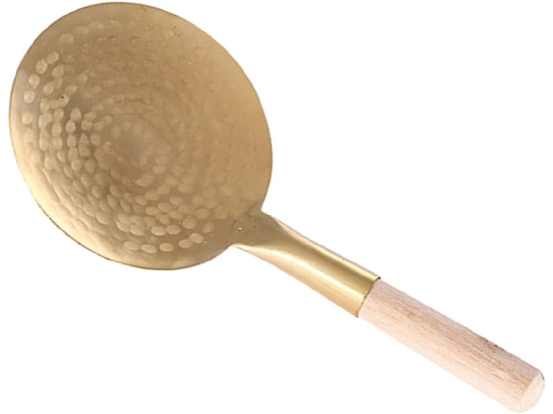Cucharas Prácticas Para Comida. La Cuchara Está Hecha De Material Resistente, Lo Que Garantiza Un Uso Prolo...
