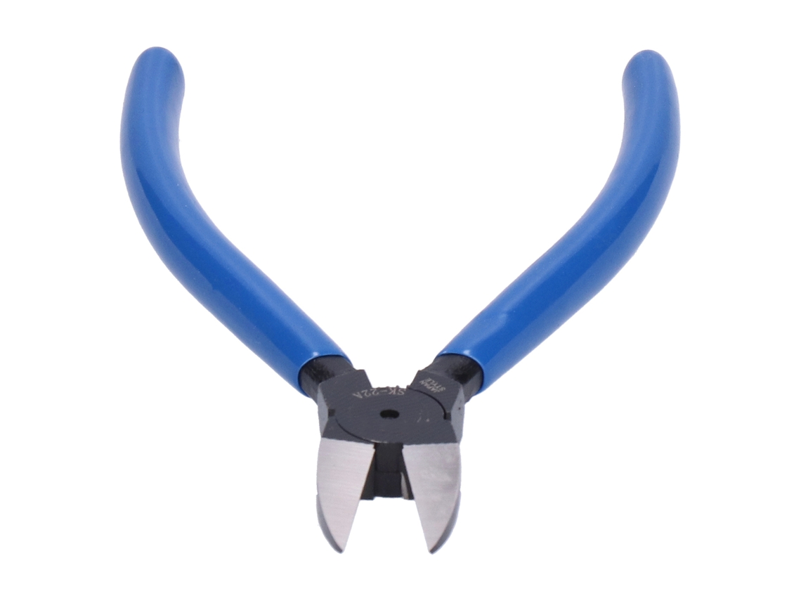 Alicates de corte diagonal de 6 pulgadas SK-22a de acero al cromo vanadio para cortar componentes de circuitos.