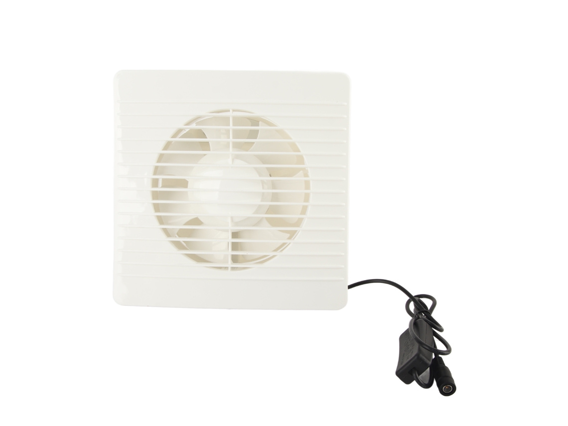 Ventilador extractor solar de 50 W y 6 pulgadas con clasificación IP67 para invernaderos y casetas de mascotas.