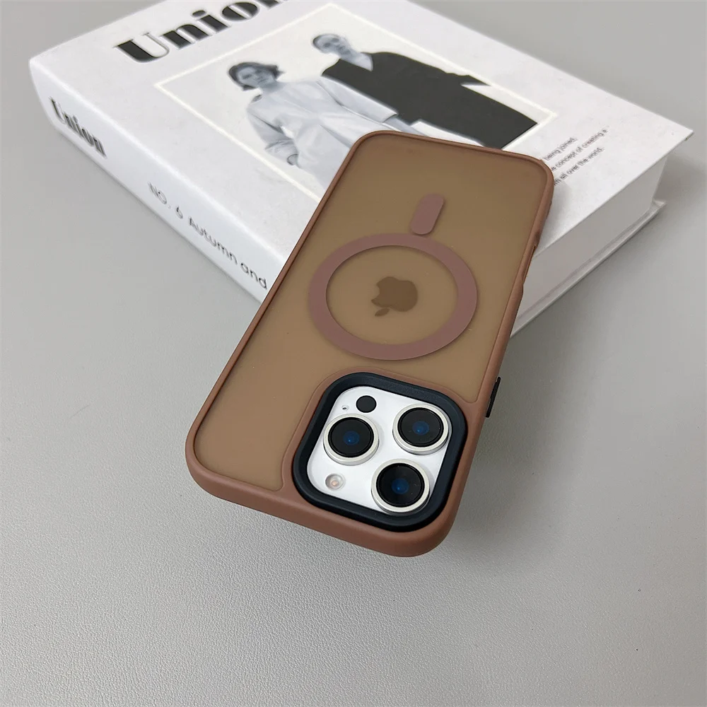 (iphone 14, Dorado) Funda De Carga Inalámbrica Magnética Magsafe Para Iphone, Acabado Mate.
