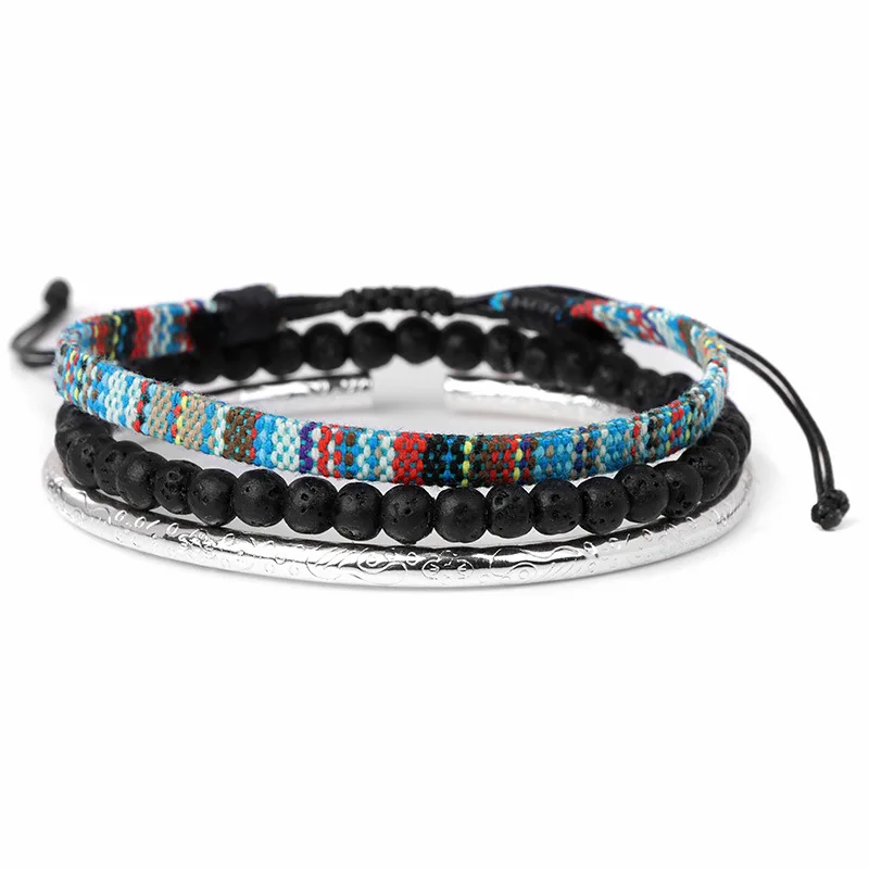 Pulsera Tejida A Mano Con Una Combinación De Piedras Volcánicas De Lava Coloridas.