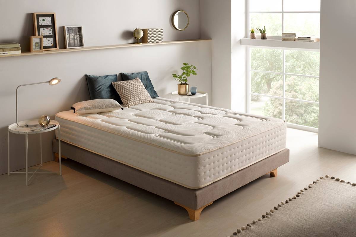 Colchón MOONIA Regal Supreme (80x180 cm - Espuma HR)