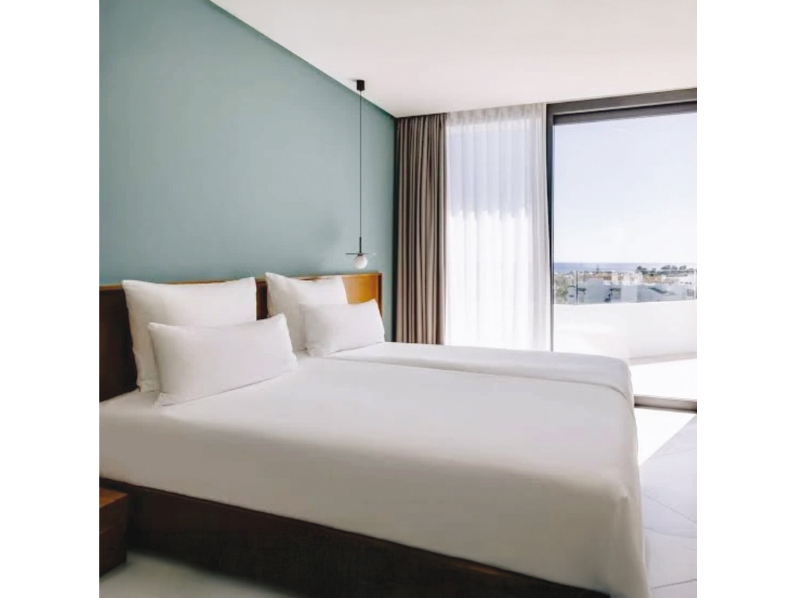 Caja Regalo Smartbox Hotel The Flag Estepona 4*, Costa Del Sol: 1 Noche Con Desayuno Para 2 Personas