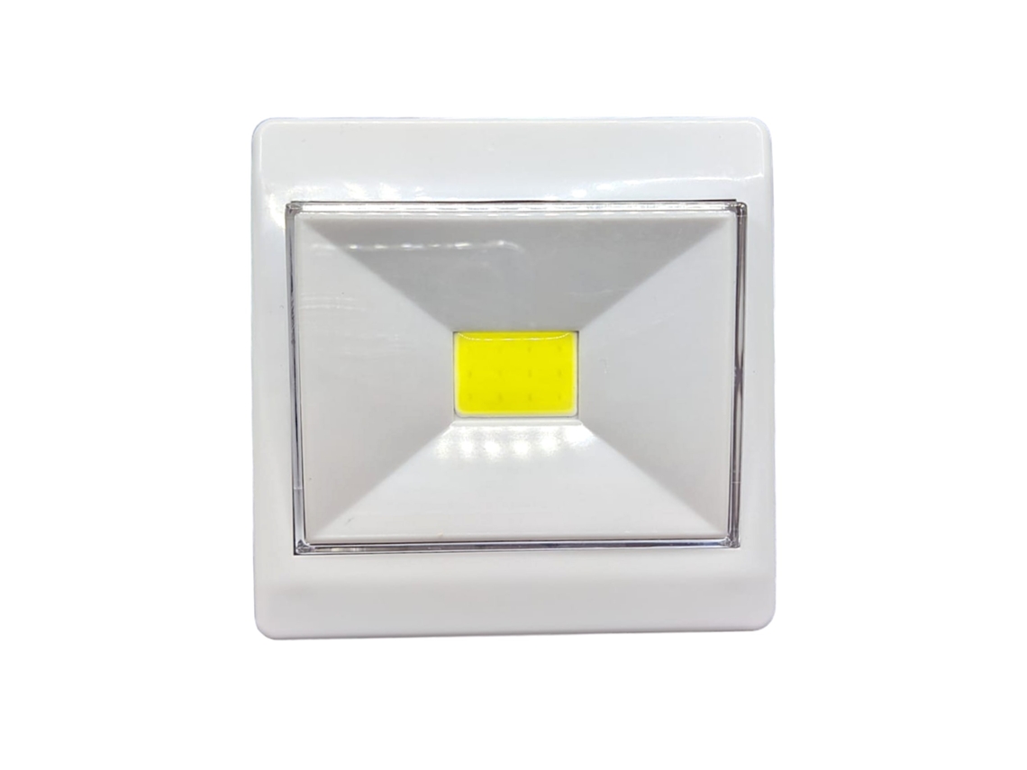 Luz nocturna LED con interruptor 1 COB 120 lm pilas 3xAAA JANDEI