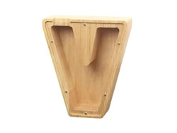 Hucha De Madera Con Forma De La Letra Eng V