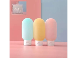 (estilo B) Juego De Viaje De 3 Piezas Que Contiene Champú, Gel De Ducha Y Loción Corporal En Envases De Tamaño Viaje.