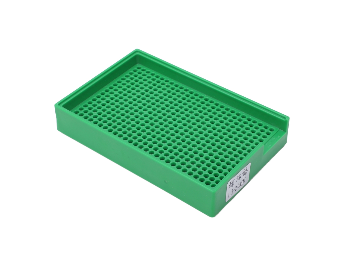 Bandeja Para Tornillos Con Orificios En V Uniformes De 1,5-2 Mm (459 Orificios)