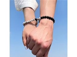 Pulsera Para Parejas De Larga Distancia Con Ágata Negra Mate Y Howlita Blanca, 8 Mm, Con Imanes, 2 Piezas.