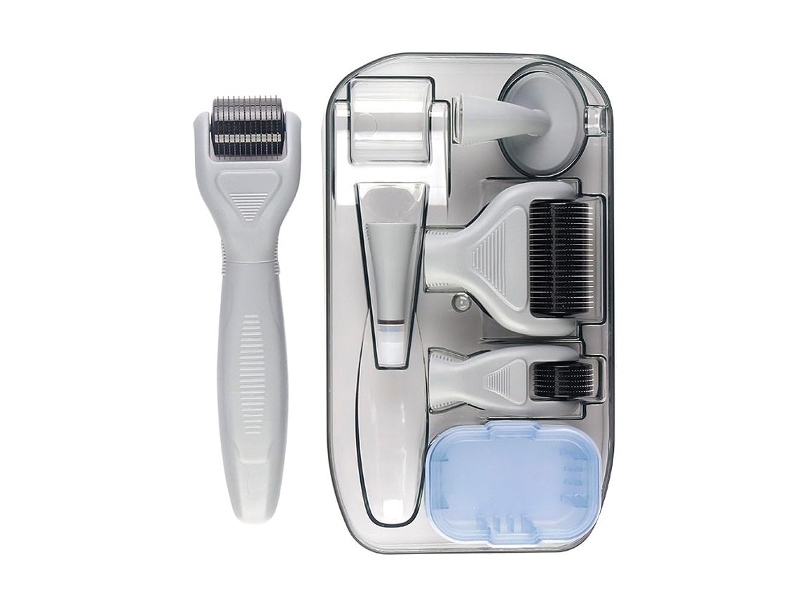 Kit Dermaroller 6 En 1 Color Gris Claro, Microagujas Titanio 0,3mm, Cabezales Intercambiables Para Rostro Y Cuerpo.