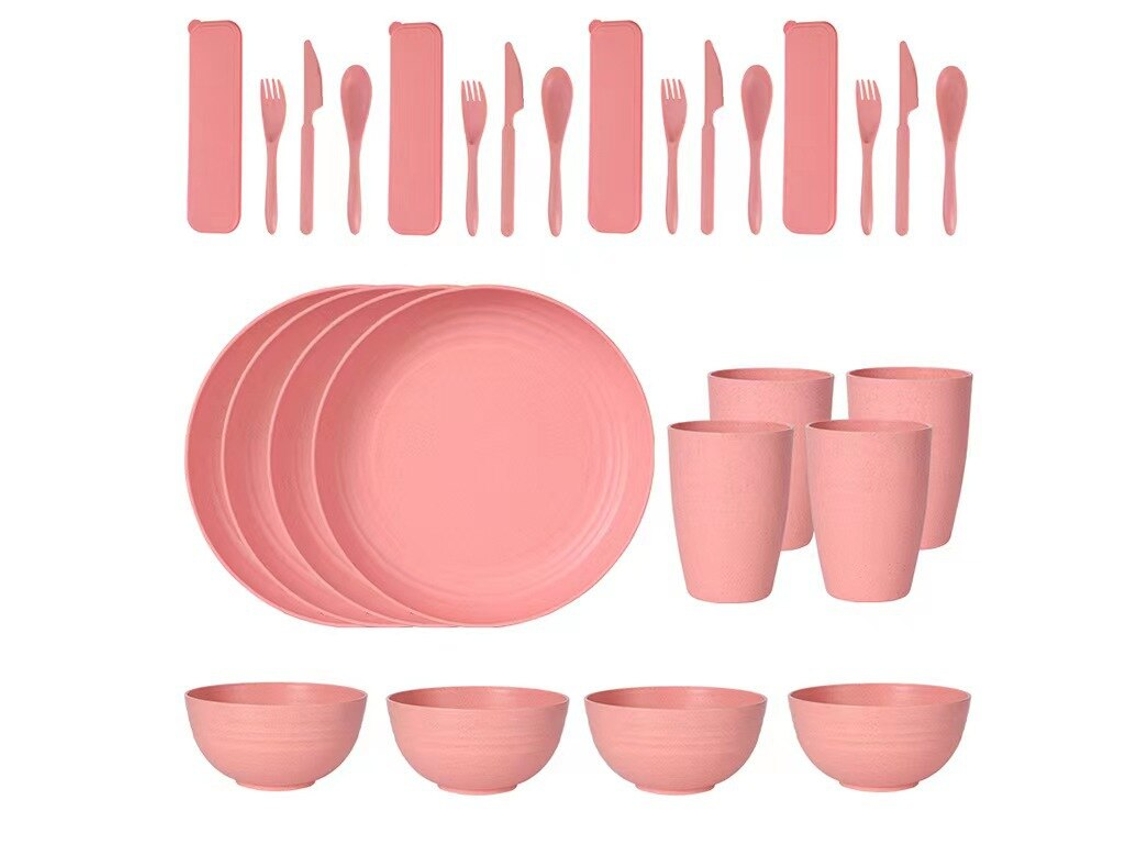 Juego de cubiertos de plástico rosa con 24 piezas, que incluye platos, vasos, cucharas y cuchillos.
