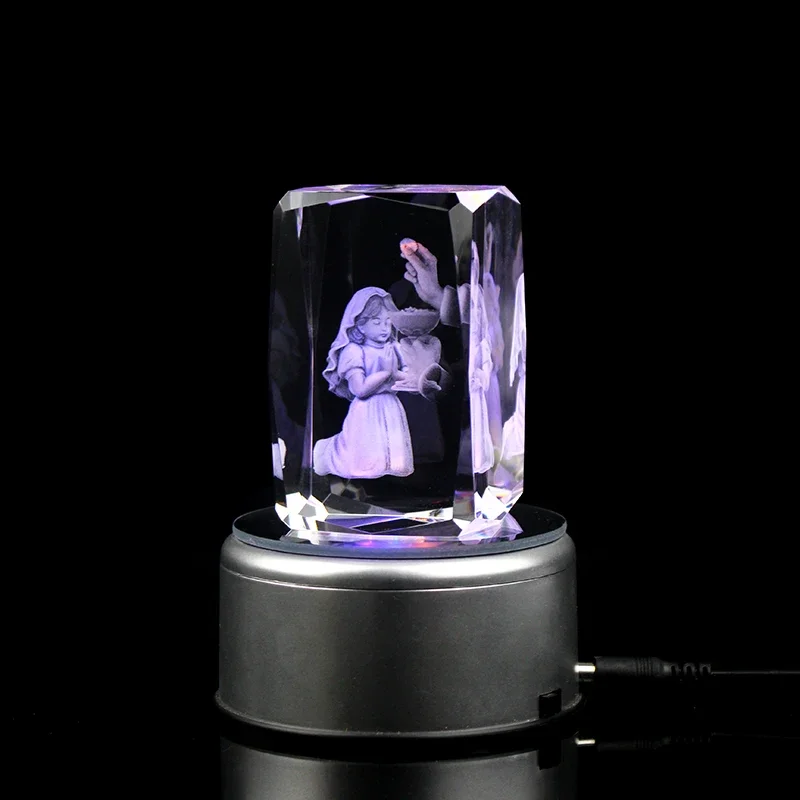 (con Base Led) Cubo De Cristal 3d De Niña Rezando, Decoración Para El Hogar, Souvenir