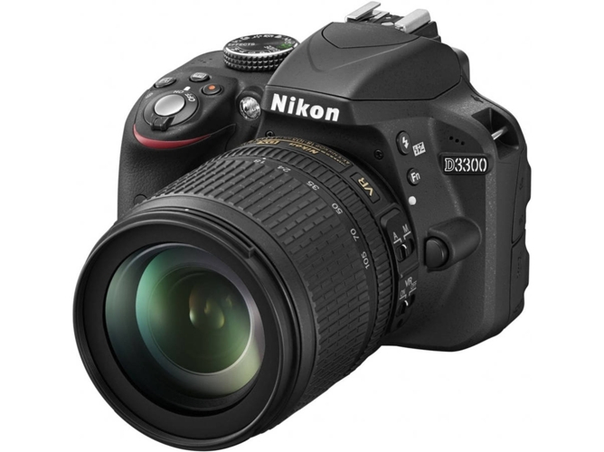 Kit Cámara Réflex NIKON D3300 + AF-S DX NIKKOR 18-105mm (Negro - 24.2 MP - ISO: 100 a 12800)