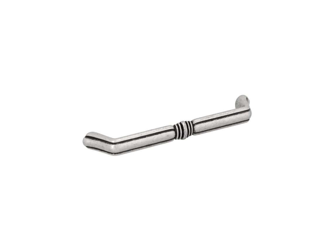 Tirador para muebles de aleación de zinc. Estilo clásico. Distancia entre centros 128. Cambio de hardware en plata antigua brillante