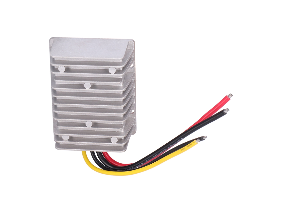 Convertidor de voltaje CC Veloriskku de 12 V a 24 V, 20 A, 480 W para transformador elevador de voltaje automotriz.