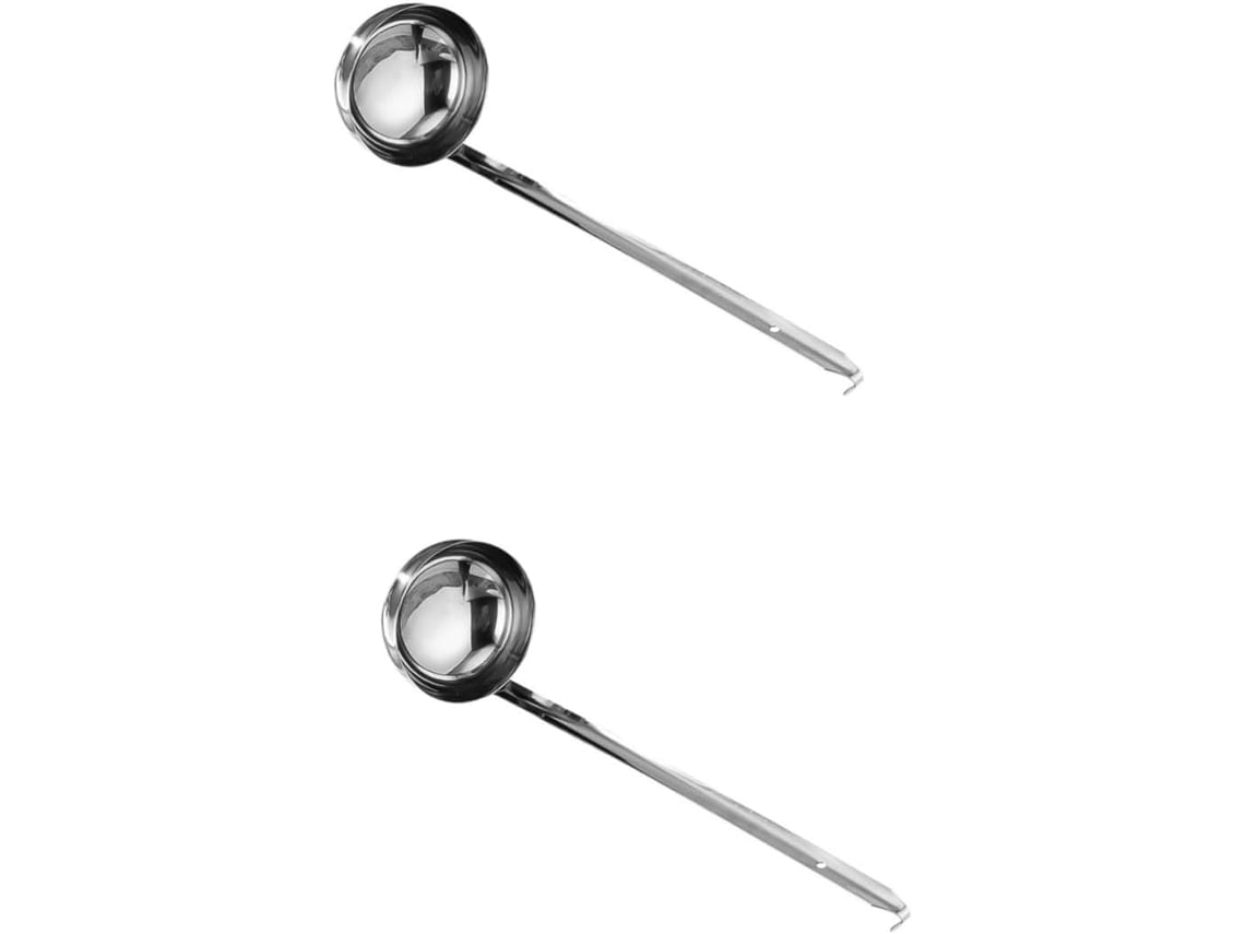 Utensílio De Cozinha: Possui Um Gancho Para Despejar Na Extremidade, Tornando-o Prático Para Uso E