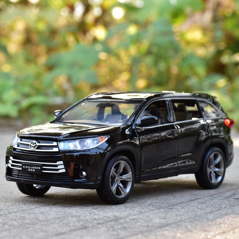 (negro) Coche De Juguete A Escala 1:32 De Aleación, De Metal Fundido A Presión, Con Efectos De Sonido Y Luz.