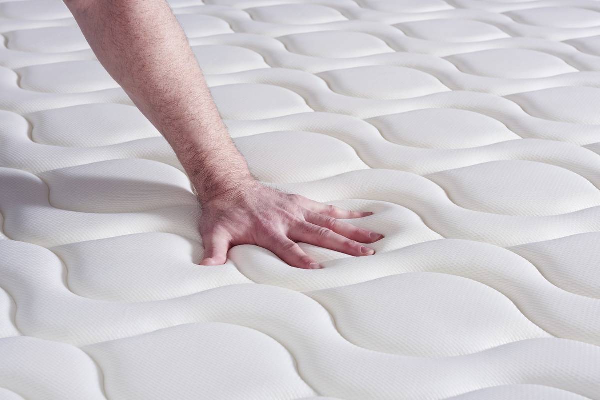 Conjunto de Somier Blanco + Colchón ACTISOM Actiflex Touch (135x200 cm - Muelles Ensacados)