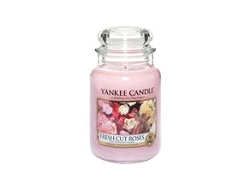 YANKEE CANDLE - Fresh Cut Roses Candle - Scented candle 623.0g