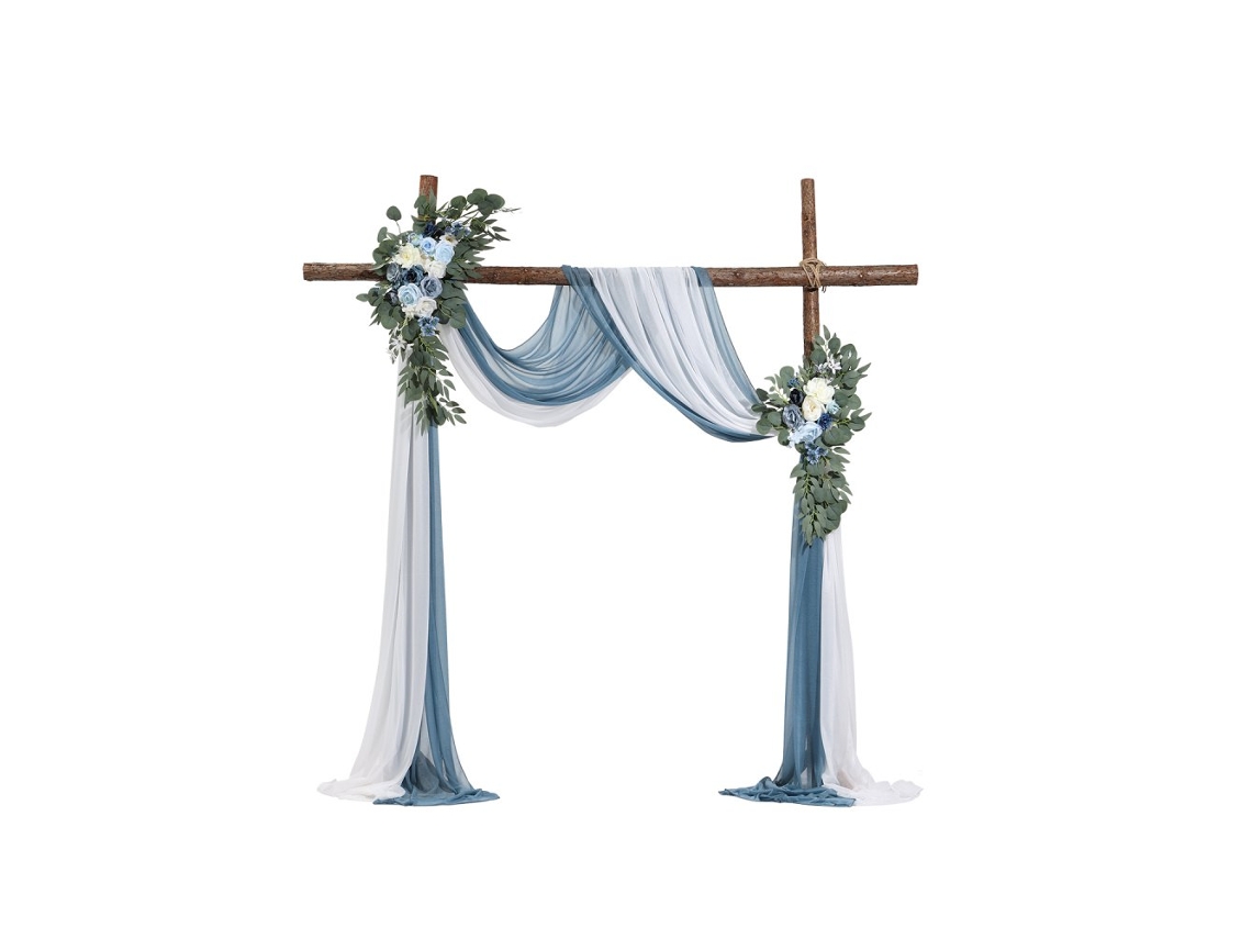 Conjunto de arco de boda con cortinas azules, flores artificiales y tul Tekmaquinas