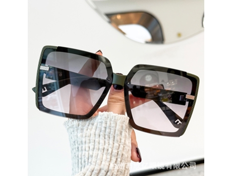 2023 Square Rice Nail Big Frame Gafas de sol Moda Tendencia Señoras Anti-ultravioleta Gafas de sol Tide Green