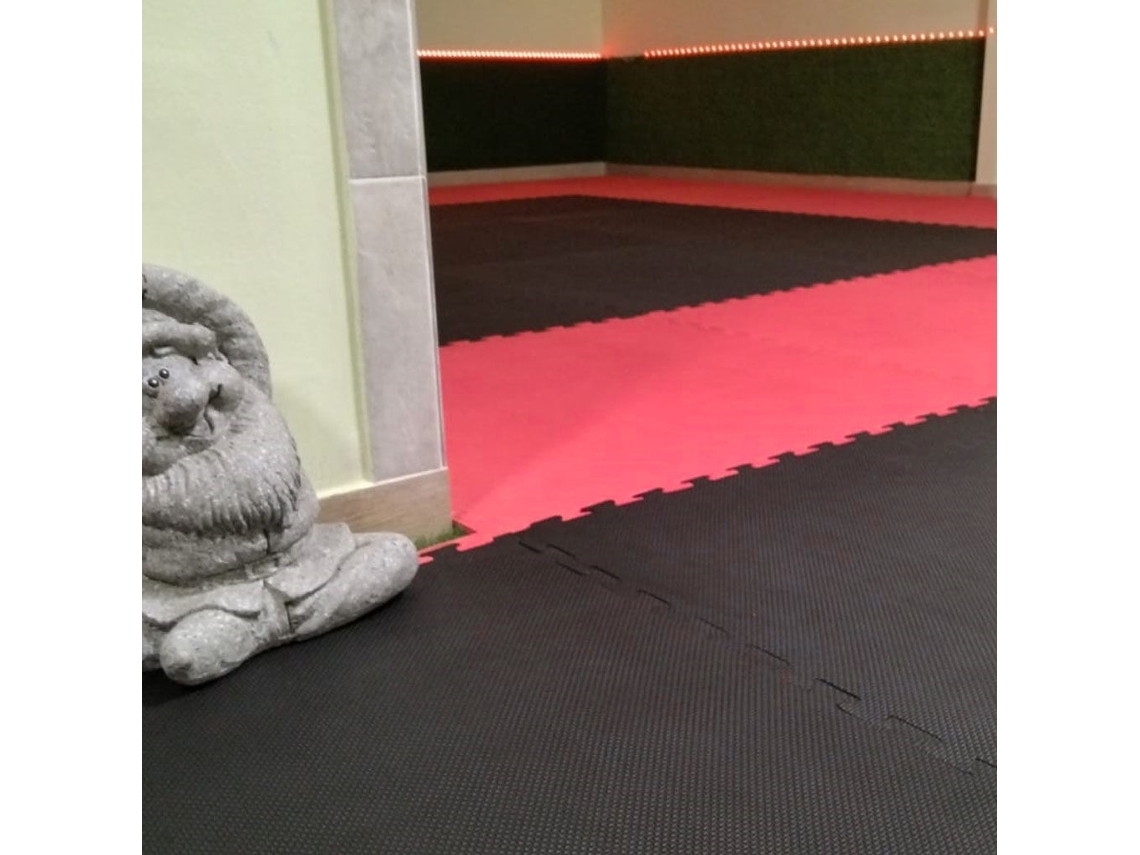 Tatami Puzzle 20 PIEZAS (20m2)Esterilla Goma Espuma Tatami Suelo para Gimnasio Ideal Artes Marciales 1m x 1m x 2cm Rojo/Negro