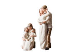 Figura familiar de tres personas para decoración moderna de dormitorio.