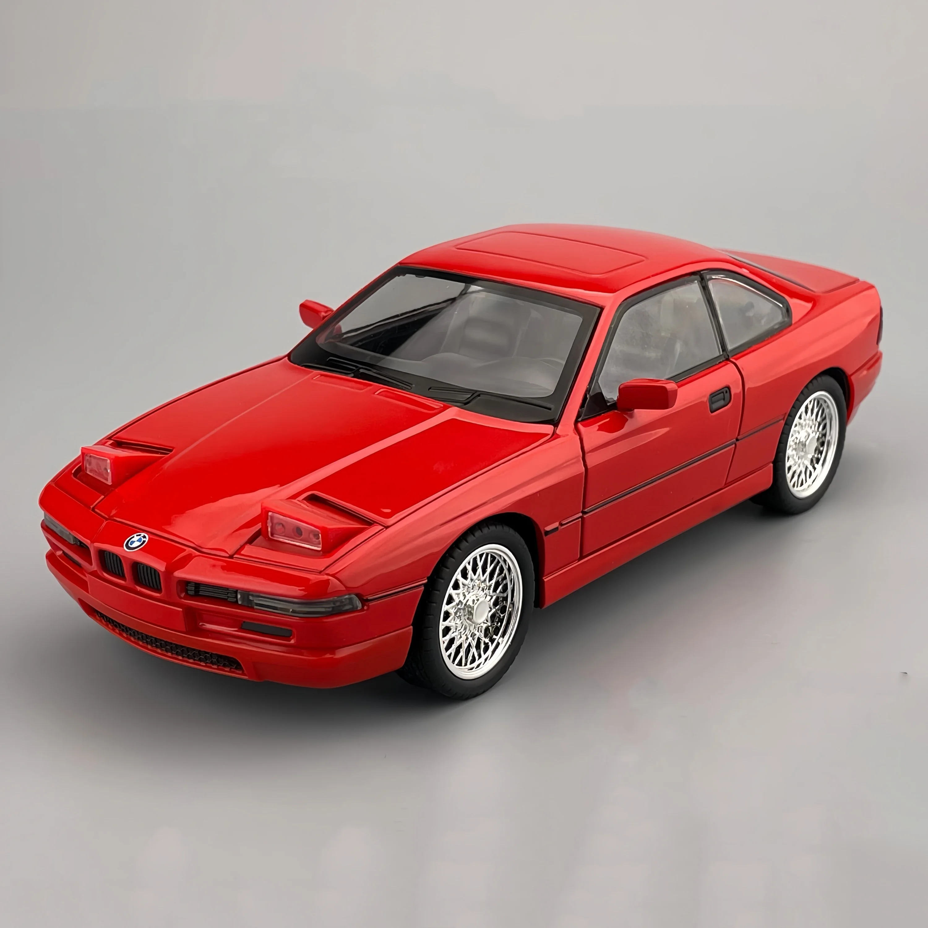 (rojo) Modelo De Coche De Juguete A Escala 1:24 De Aleación Fundida A Presión Con Sonido Y Función De Retroceso