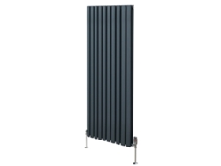 Radiador vertical con columnas ovaladas en antracita de 1600x600 mm en acero al carbono con válvulas termostáticas cromadas, elevado.