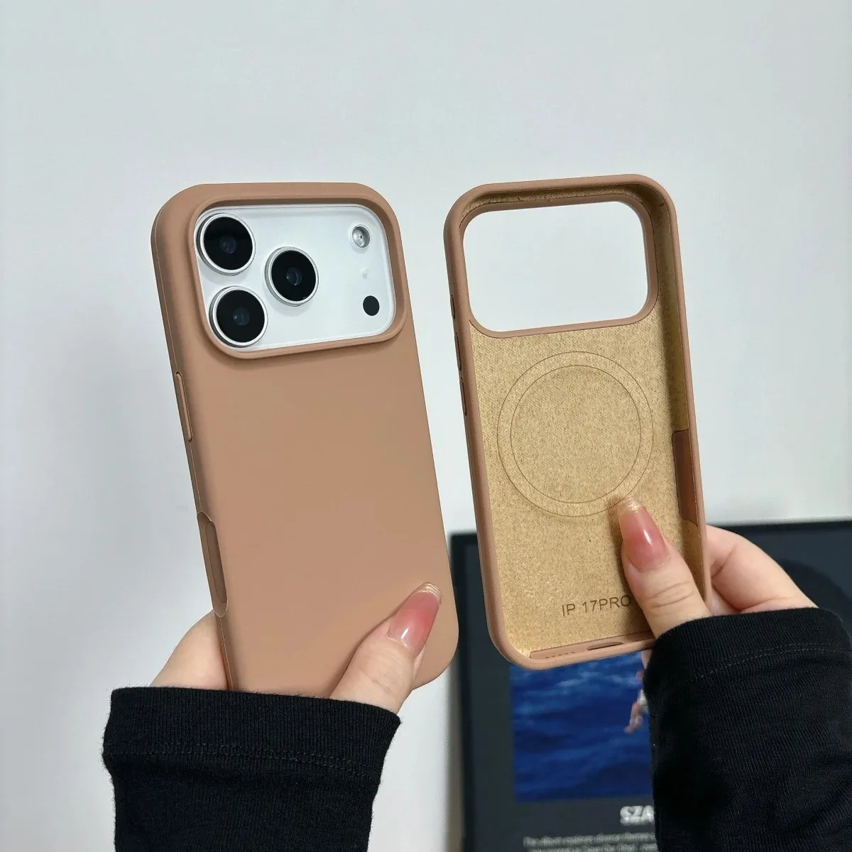 (oro Desierto Iphone 14 Pro Max) Funda Original De Silicona Líquida Magsafe Para Iphone.