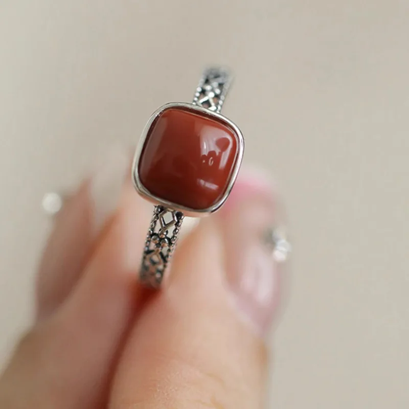Anillo Geométrico Cuadrado De Arenisca Roja - Colgante Amuleto Budista, Tamaño Ajustable.