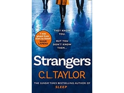 Libro Strangers de C. L. Taylor