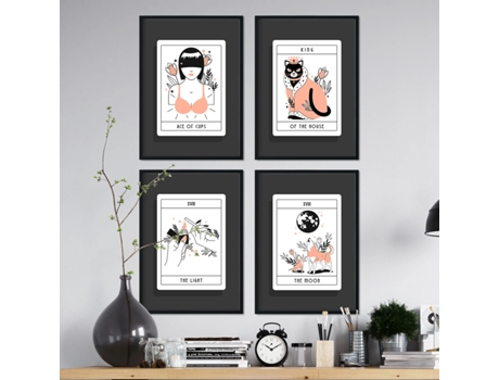 Set De Láminas En Tonos Naranjas. Pósters Con Originales Ilustraciones De Las Cartas Tarot. Sin Marco