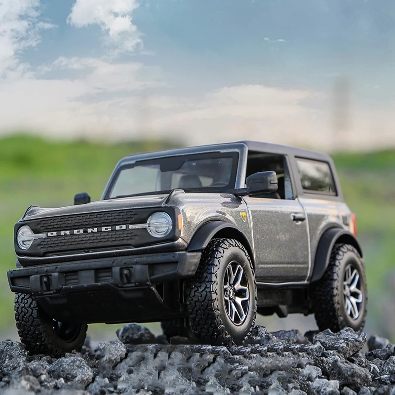 (gris) Modelo De Coche De Aleación A Escala 1:24 Y Coche De Juguete