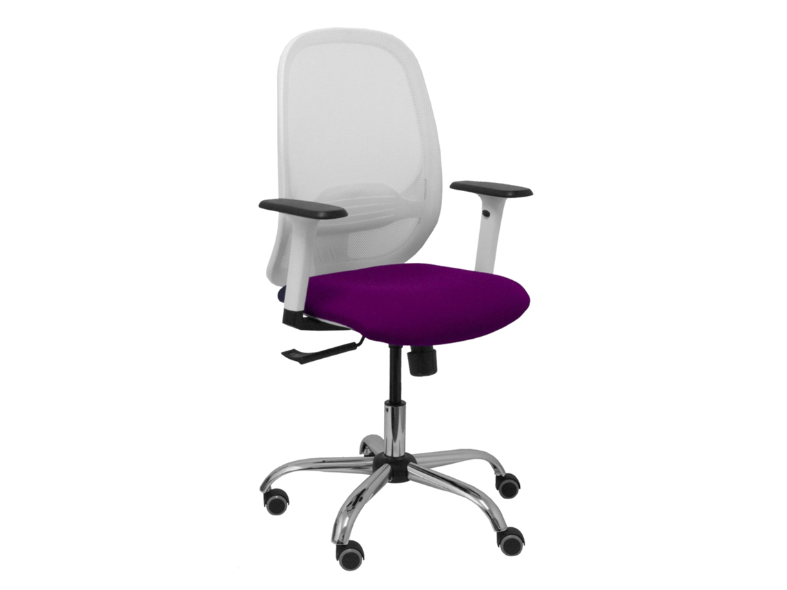 Silla de oficina Cilanco con mecanismo sincronizado, tapizada en tela morada y malla blanca.