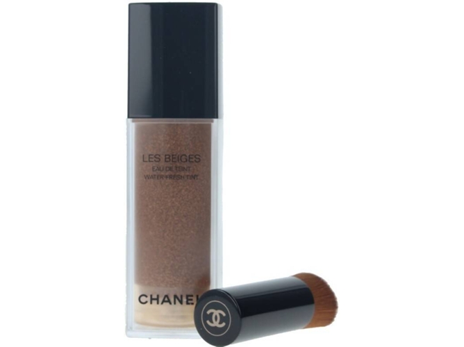 Base CHANEL Les Beiges Eau De Teint Medium Plus (30 ml)