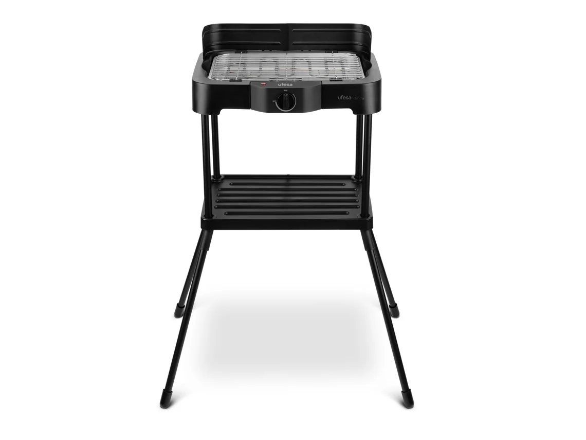 Parrilla eléctrica diseñada para uso interior y exterior. fácil de limpiar y perfecta para disfrutar de una barbacoa. 2300W de potencia. Termostato ajustable para regular la temperatura según cada alimento