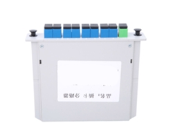 Divisor De Fibra Óptica Plc 1x8 De Alta Calidad Para Comunicación Óptica Con Cables Y Conectores.