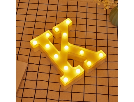 Letra LED K Iluminada con Luz Blanca Cálida, Altura 22cm, Funcionamiento a Pilas 2*AA