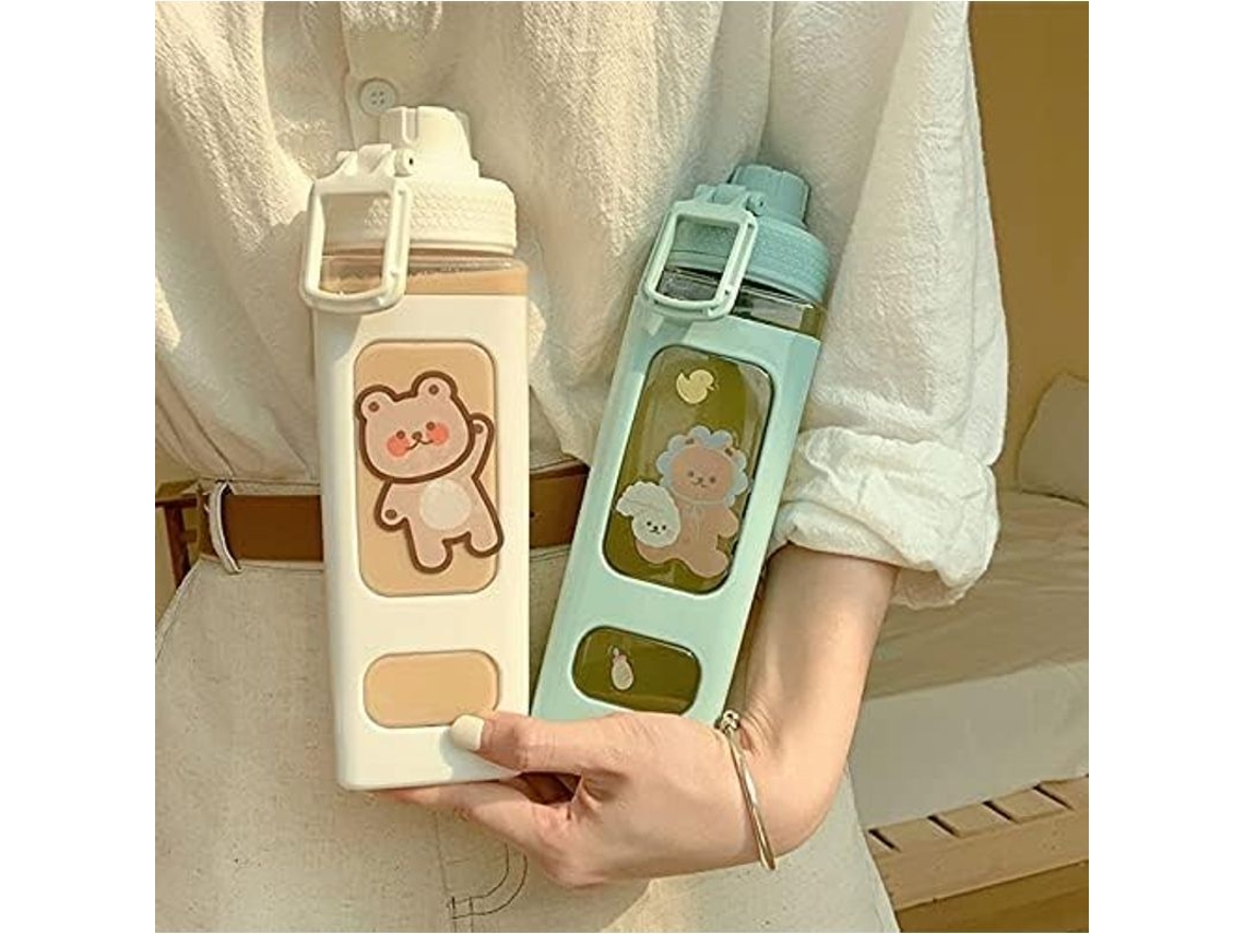 Botella de agua Rebe Bear con pajita, 700 ml, verde, resistente al calor y a prueba de fugas.