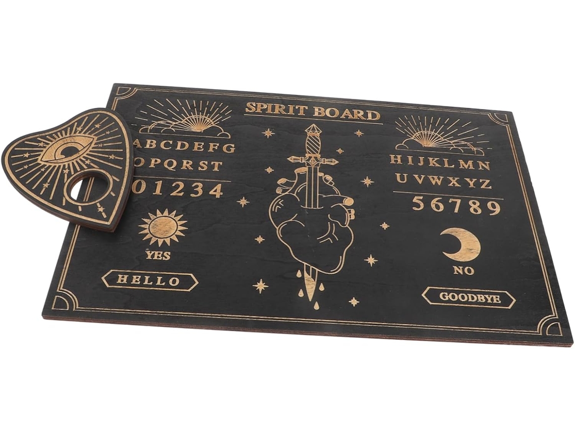 Tablero de péndulo de madera para adivinación espiritual y metafísica con motivos tallados.