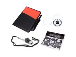 Un Juego De Cartas Con Temática De Fútbol En Rojo Y Amarillo, Que Incluye Un Brazalete De Capitán, Un Silbato, Etc.