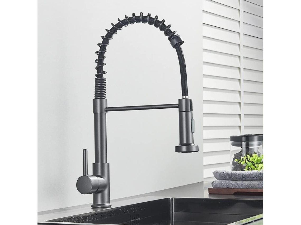 Grifo De Cocina Negro Mate Con Una Manija De Agua Fría Y Caliente Con Resorte.