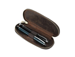 Estuche de cuero de lujo con dos compartimentos con cremallera para bolígrafos y lápices.
