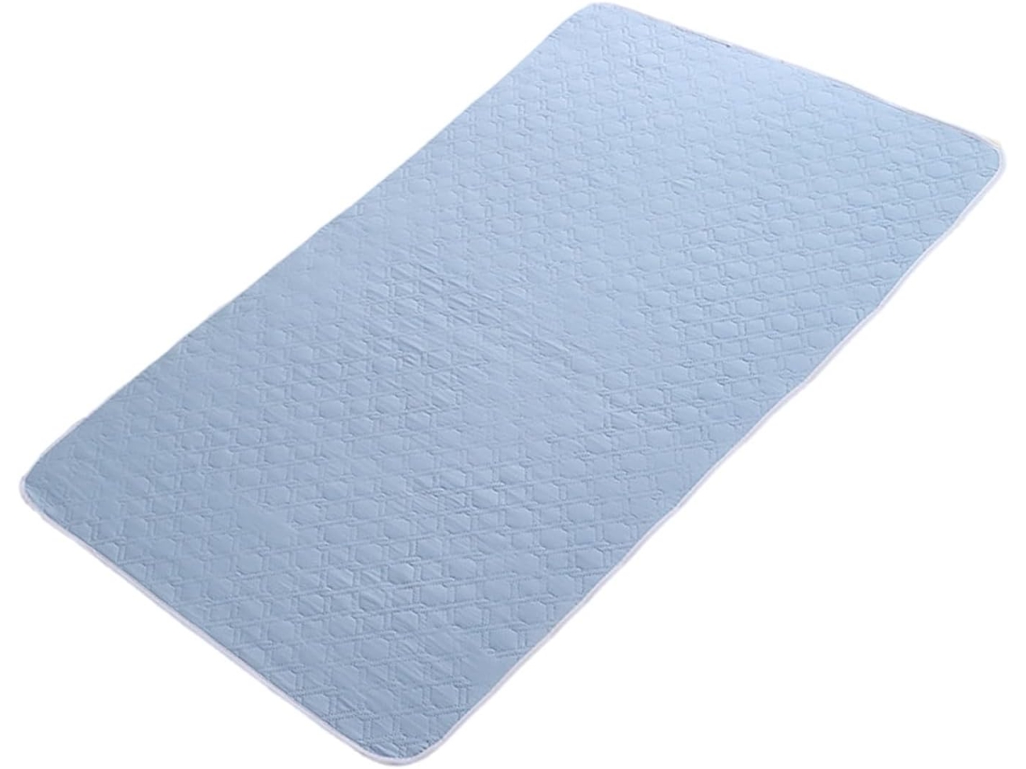 Protector Impermeable Para Debajo Del Colchón Para El Cuidado De La Incontinencia En Mujeres Mayores.