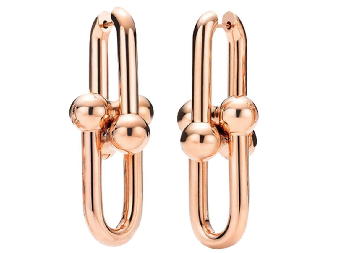 Elegantes Y Versátiles Pendientes De Herradura, Accesorio De Cobre Con Baño De Oro Para Un Estilo A La Moda.